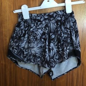 Size 4 lulu lemon shorts